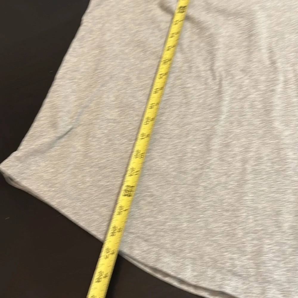 Nike Women’s Grey Logo T-Shirt